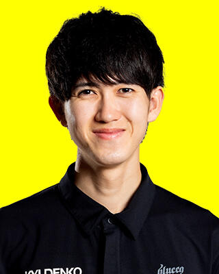 西久保　遼