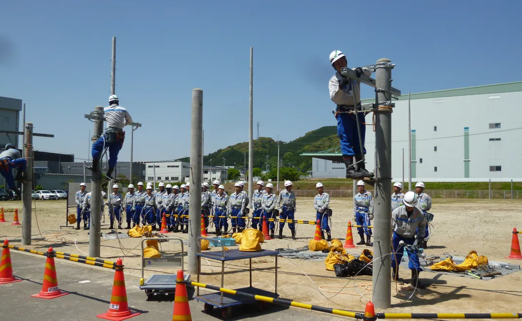 クラフティアアカデミー