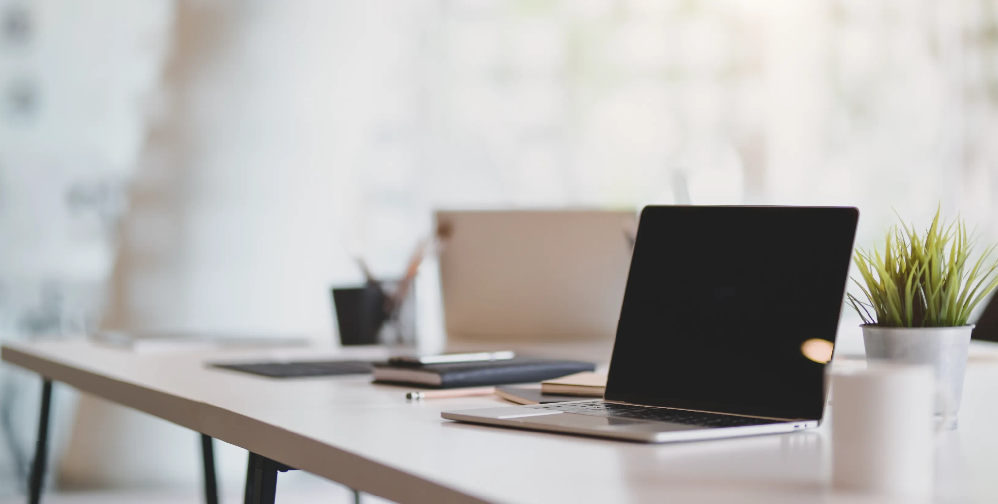 GRADUATE RECRUITMENT 新卒採用情報