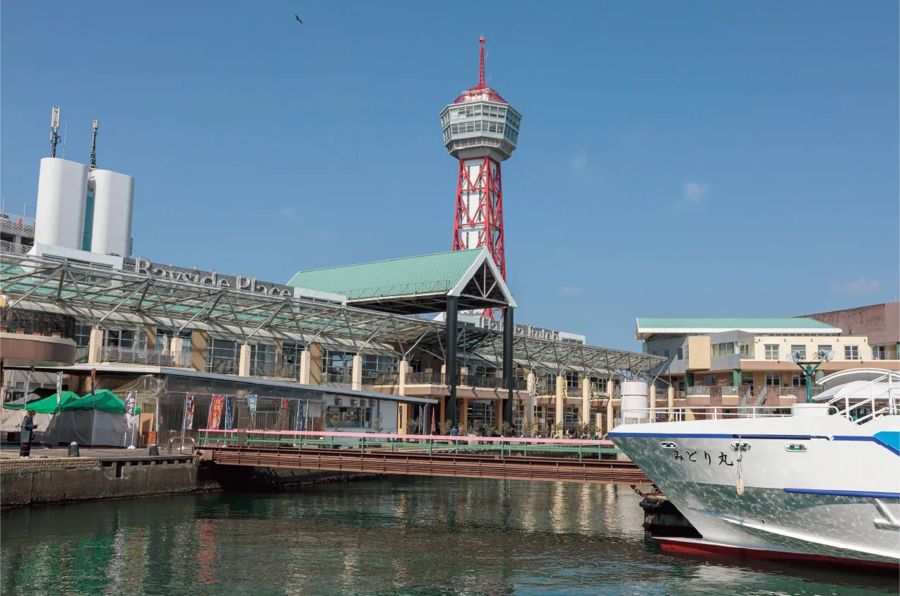 商業施設運営事業　「ベイサイドプレイス博多」