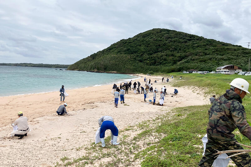 宇久島事業開発支社：海岸清掃