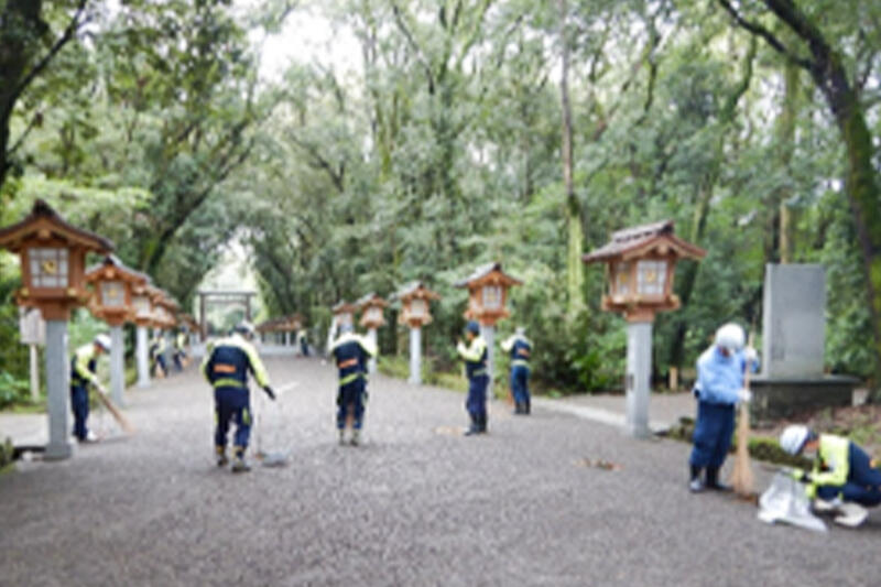 明光社：宮崎神宮清掃活動